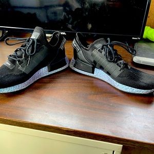 Adidas NMD R1 black speckled